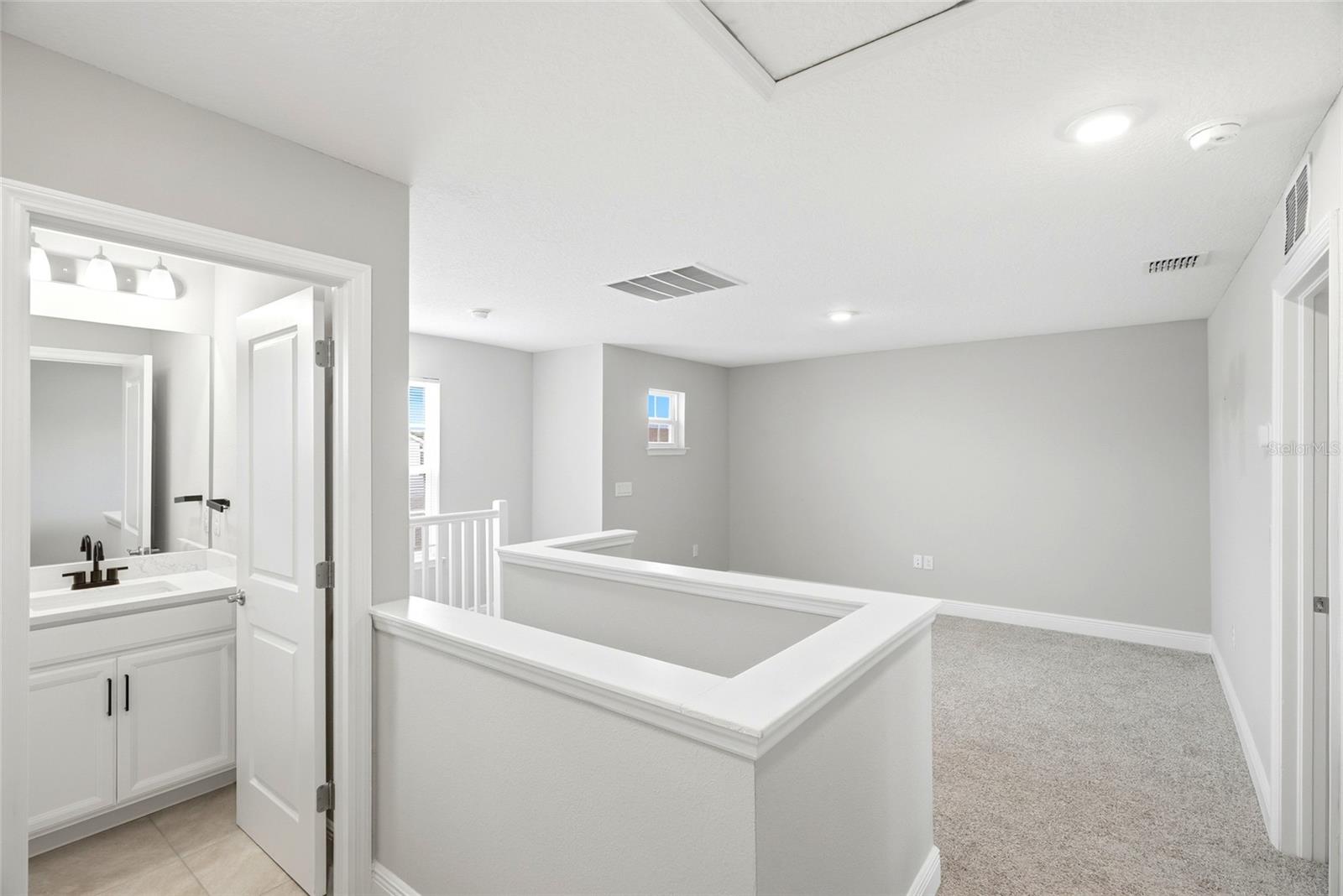5282 NEIL DR — photo 40