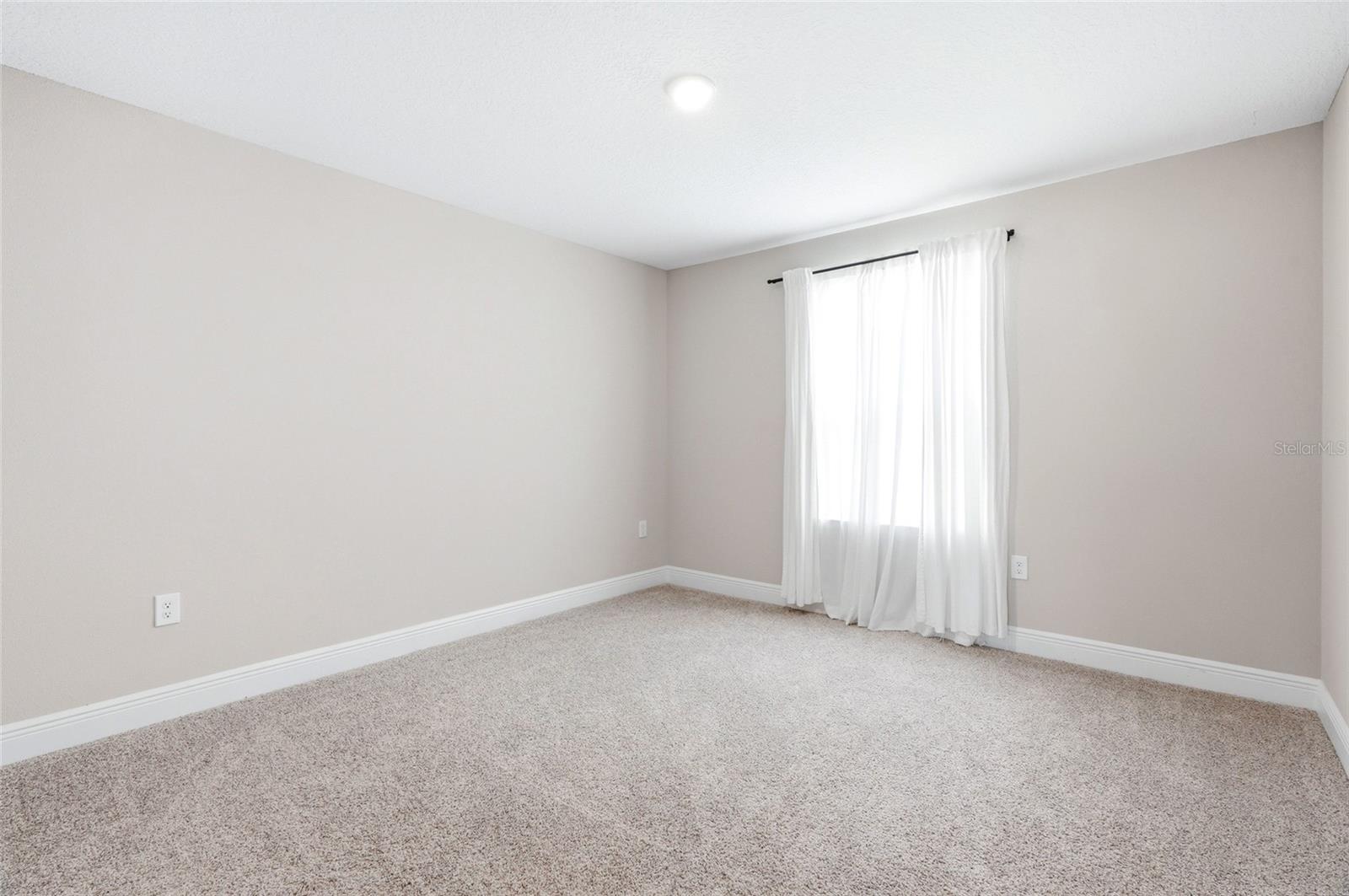 5282 NEIL DR — photo 41