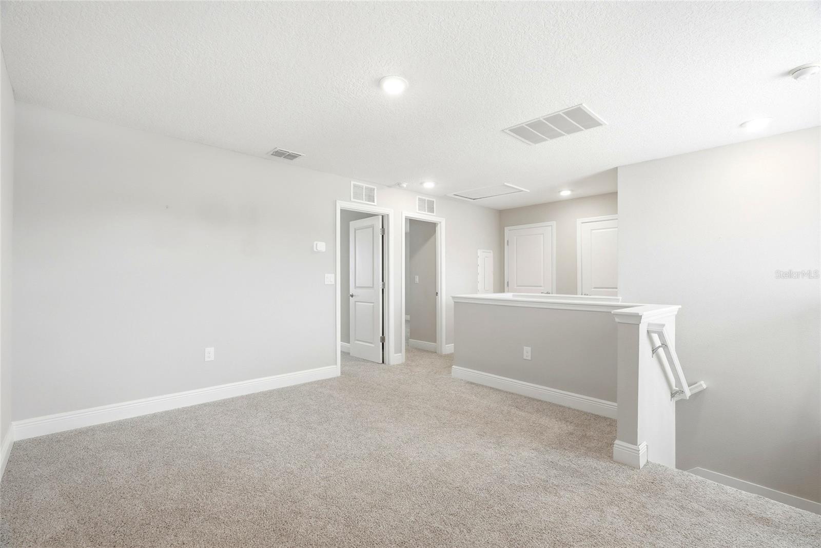 5282 NEIL DR — photo 32