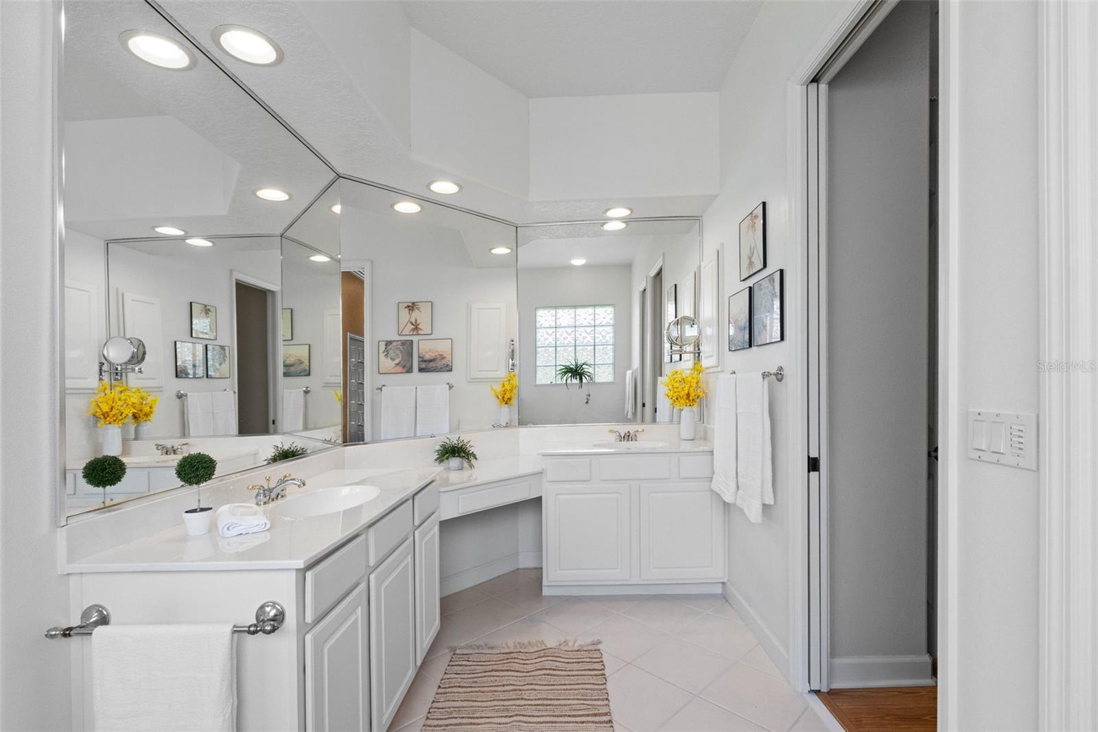 6803 COYOTE RIDGE CT — photo 40