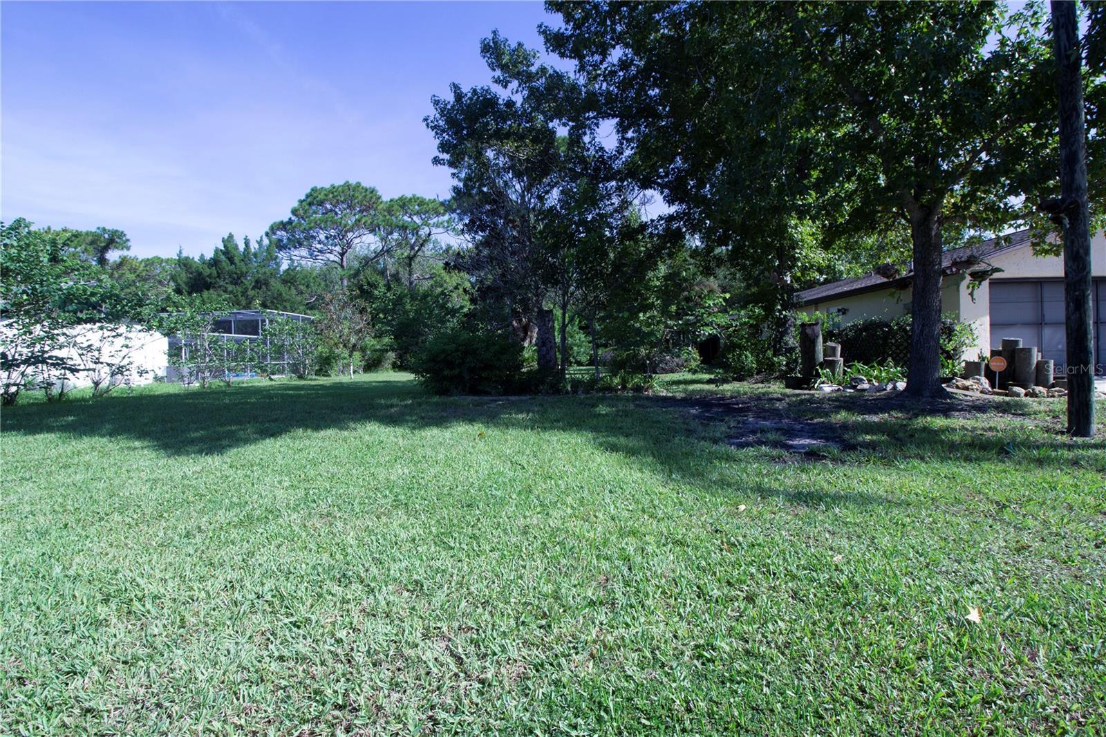 8609 HORIZON LN — photo 2