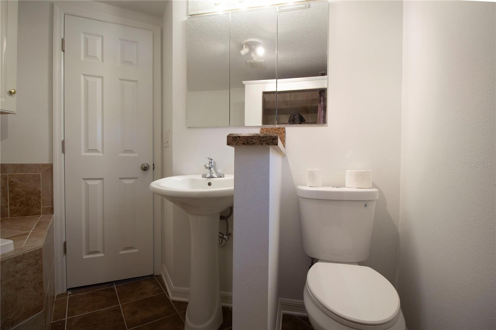 8609 HORIZON LN — photo 20