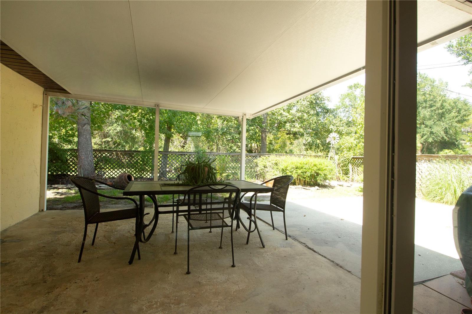 8609 HORIZON LN — photo 35