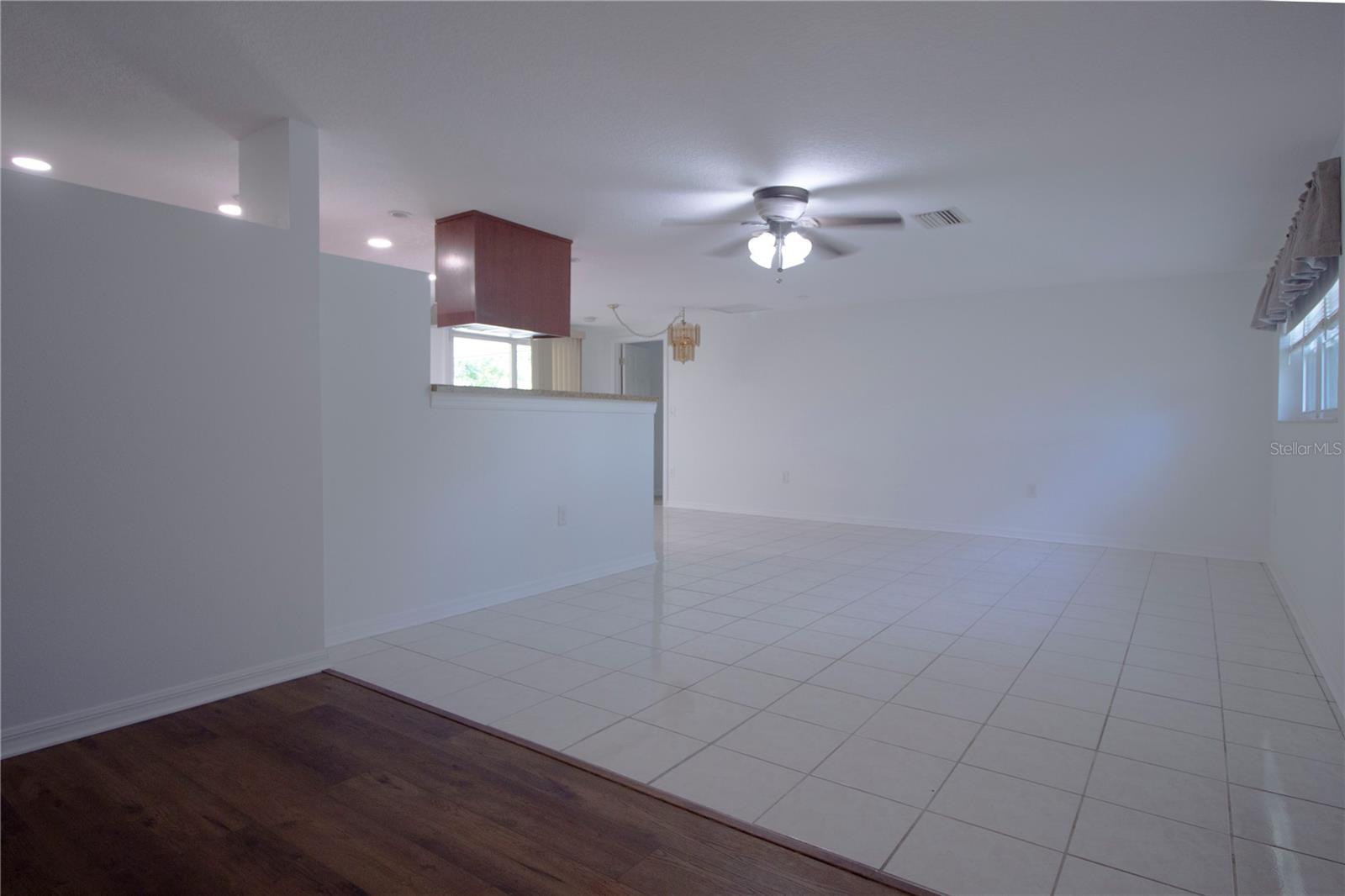8609 HORIZON LN — photo 9