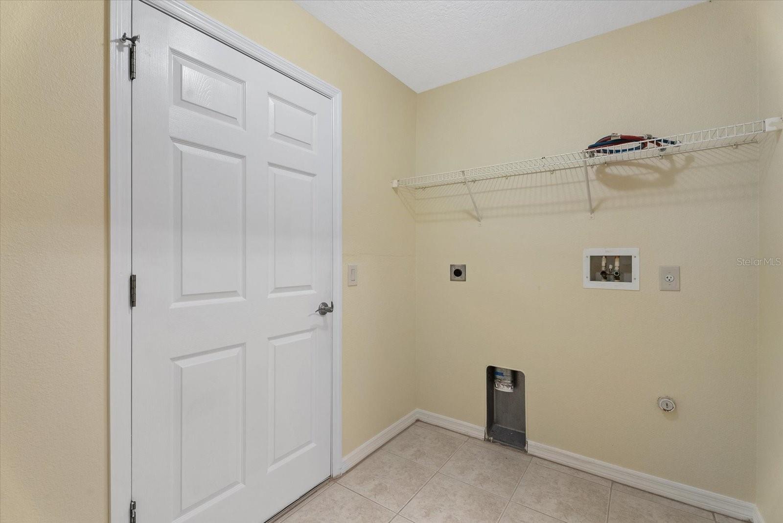 3664 MADAGASCAR AVE — photo 20