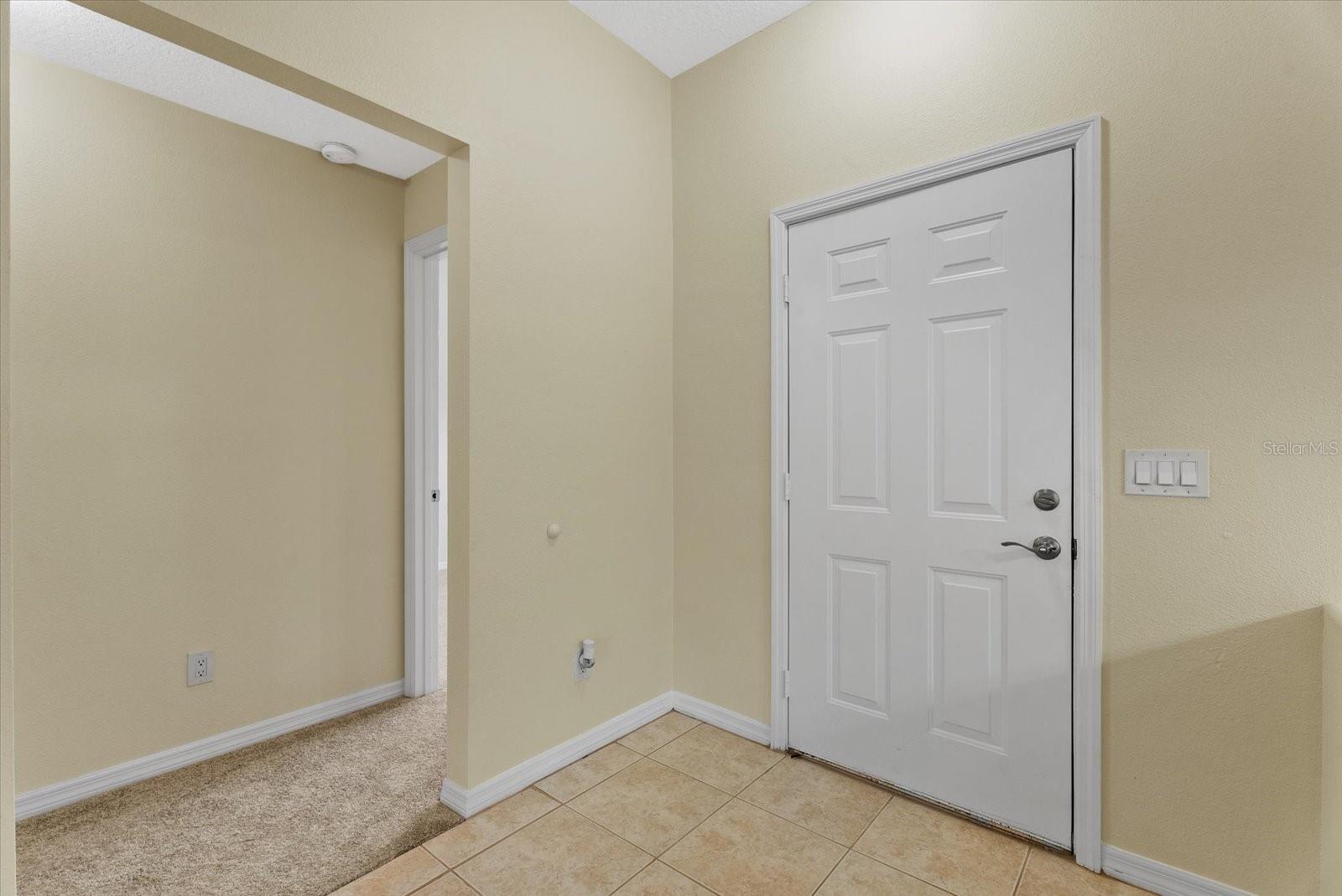 3664 MADAGASCAR AVE — photo 11