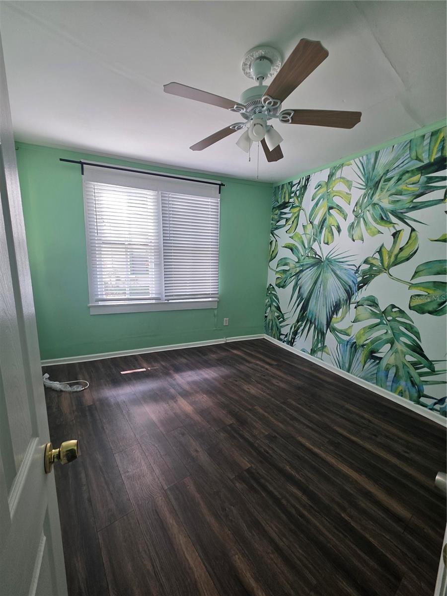212 W BEACH PL #1 — photo 5