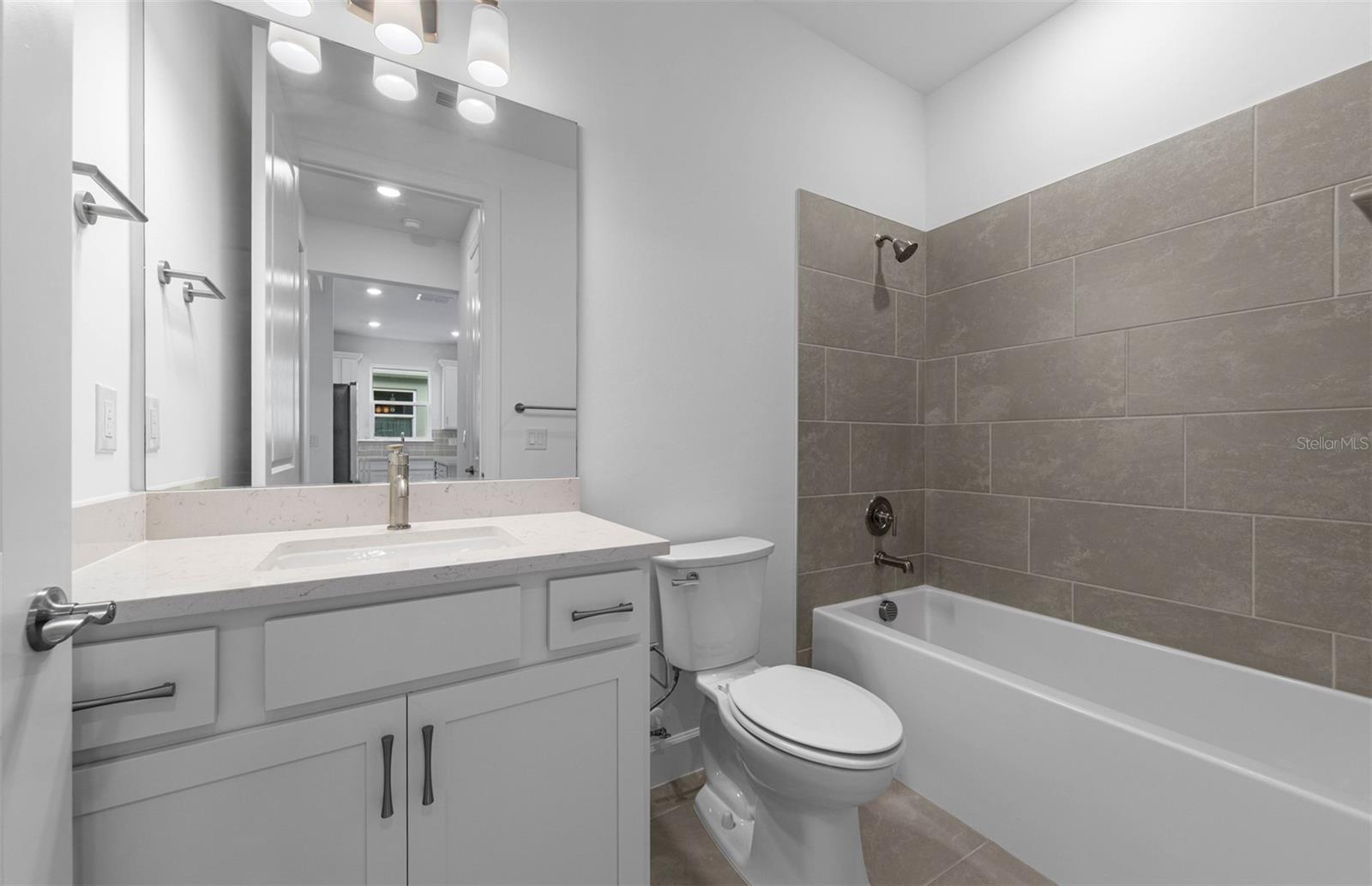 1611 TAVIRA PL — photo 14