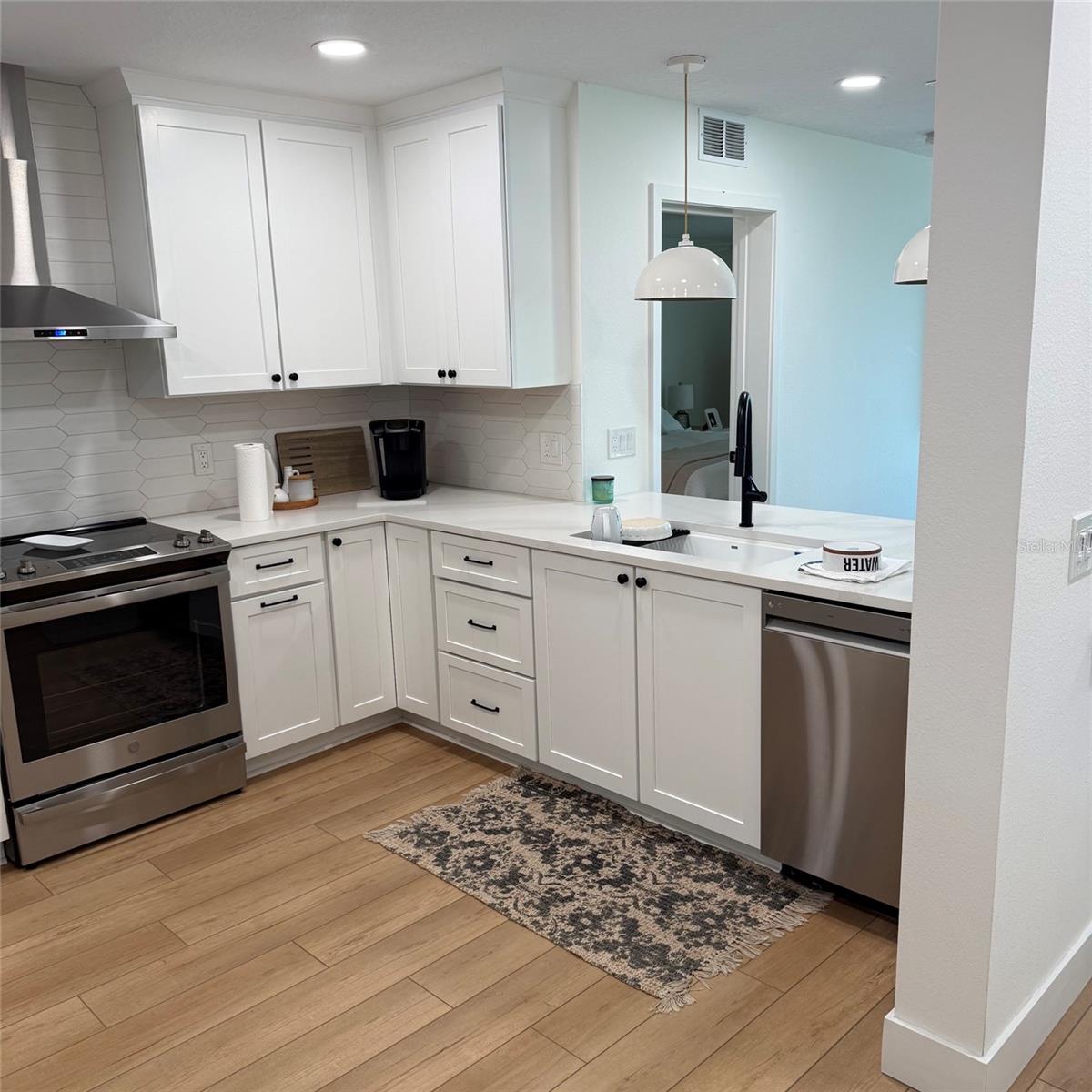 306 MARINER DR #306 — photo 8