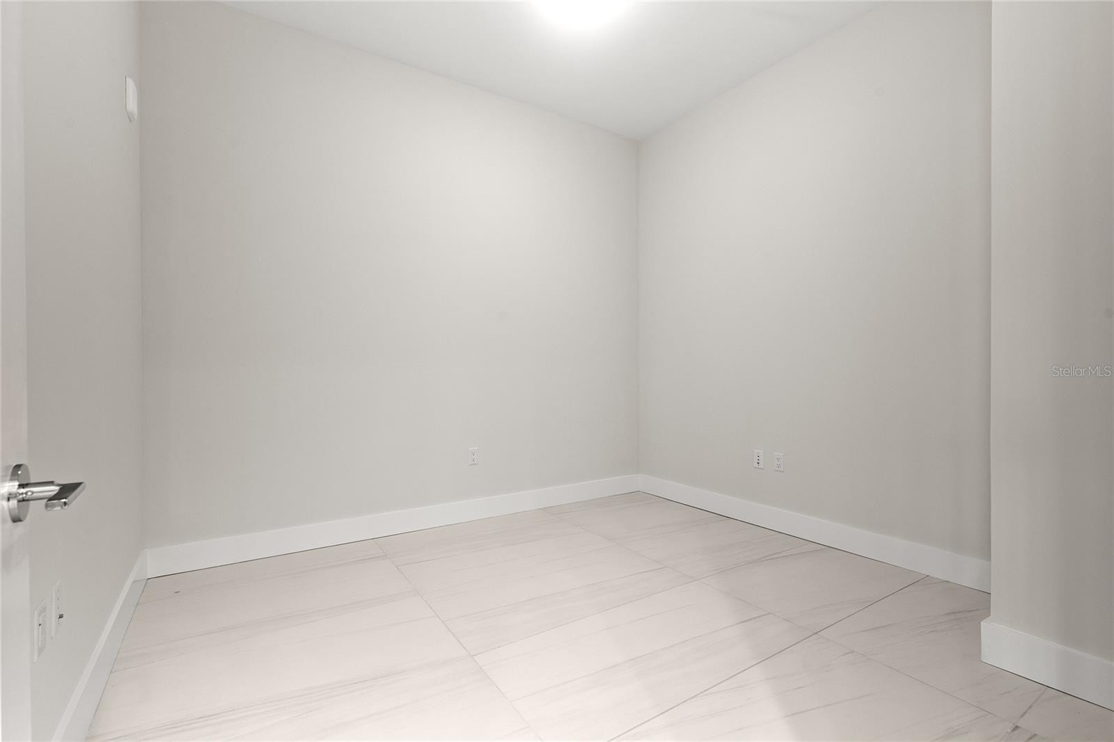 275 1ST AVE S #2803 — photo 29