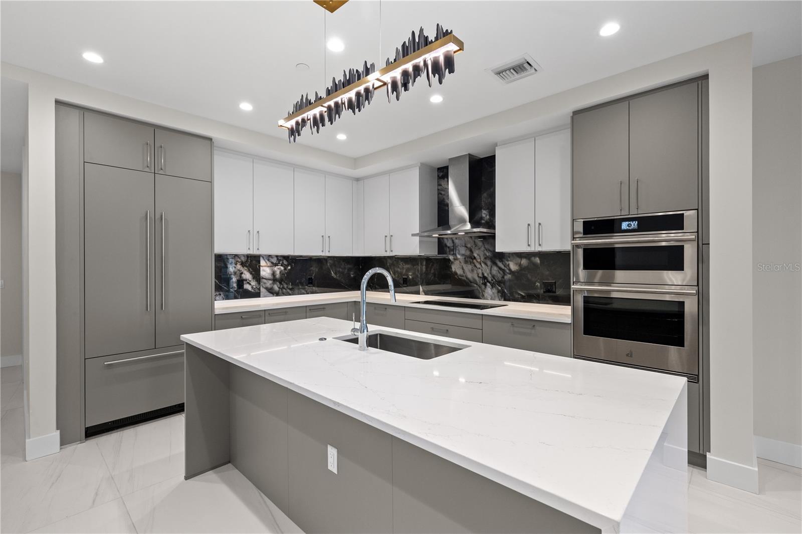 275 1ST AVE S #2803 — photo 9