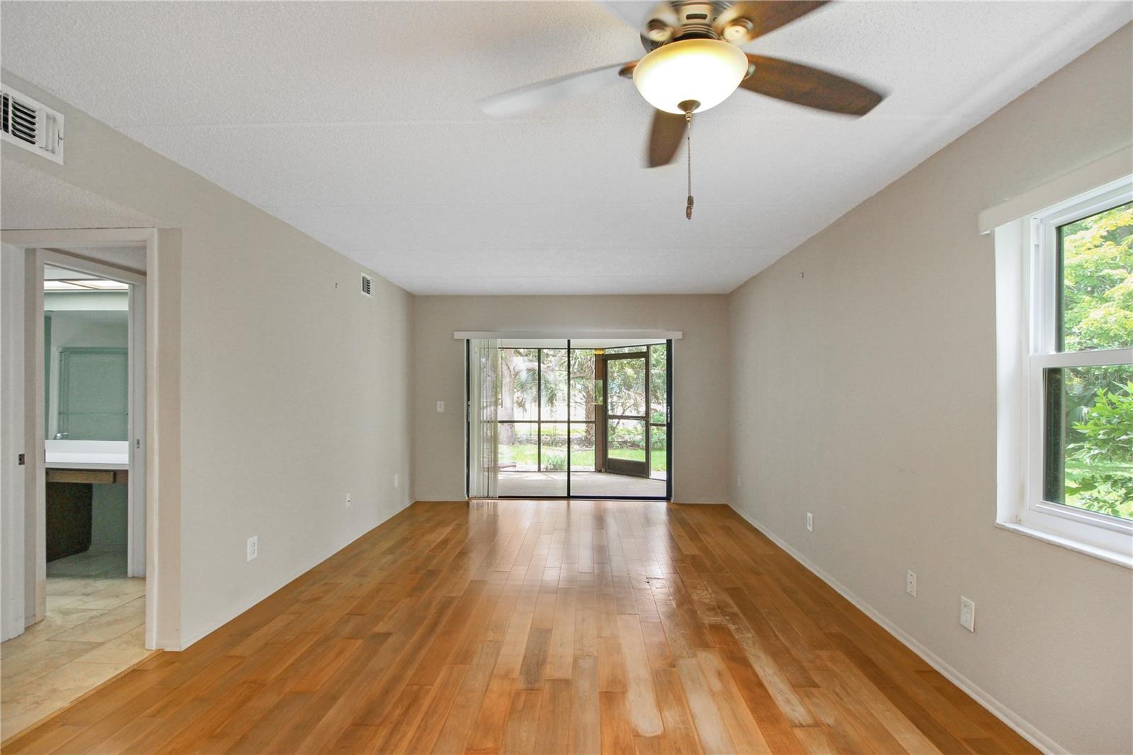 135 WOODLAKE WYNDE #135 — photo 4