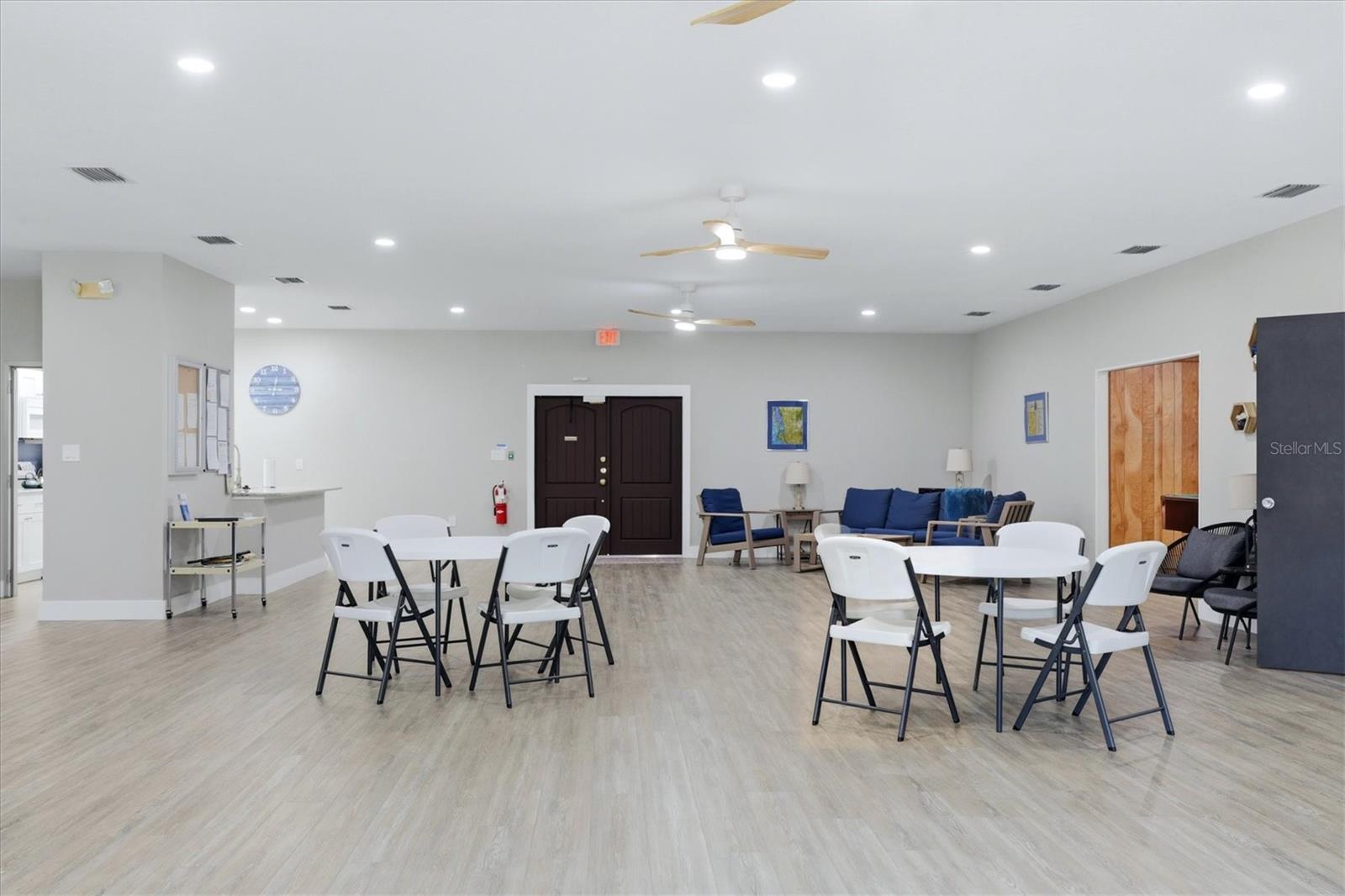 4160 FRUITVILLE RD #14 — photo 37