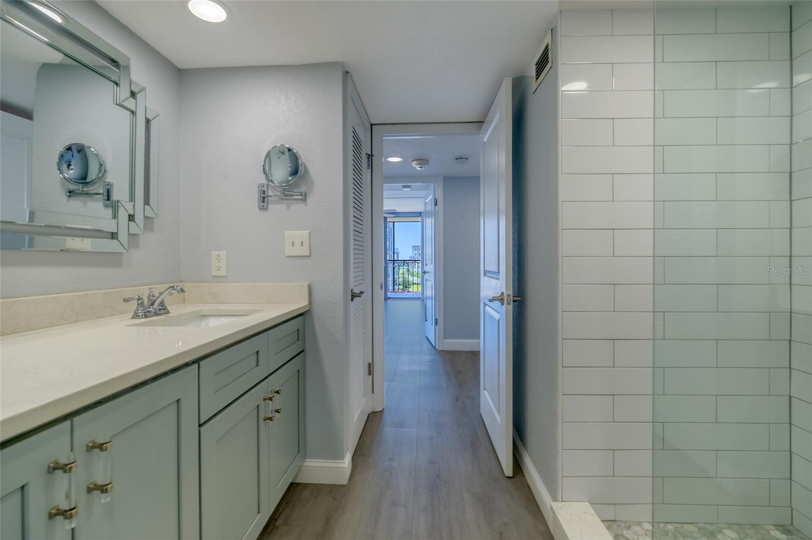 220 BELLEVIEW BLVD #812 — photo 34