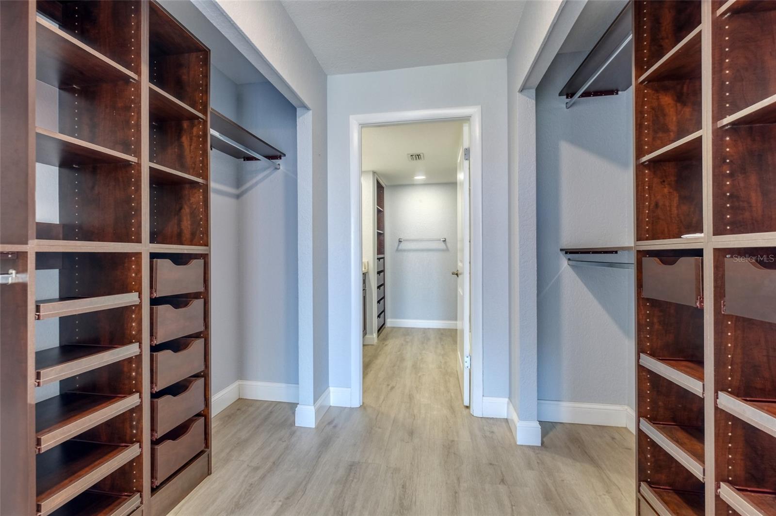 220 BELLEVIEW BLVD #812 — photo 41