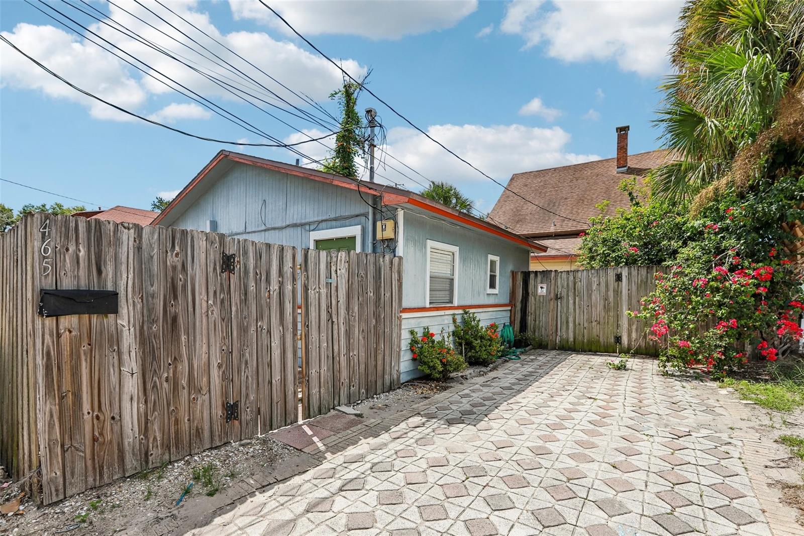 467 9TH AVE N — photo 33