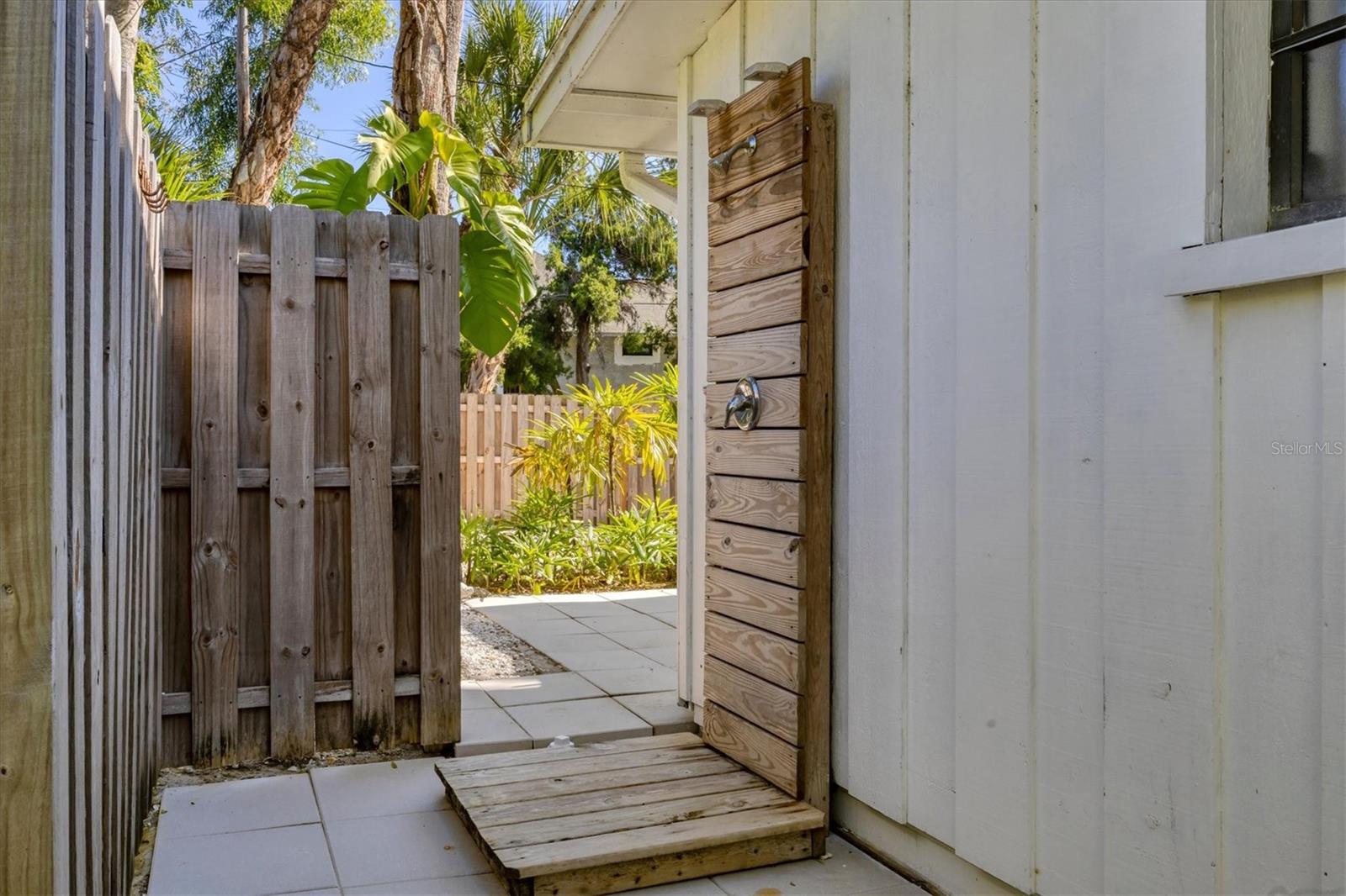 445 REID ST — photo 47