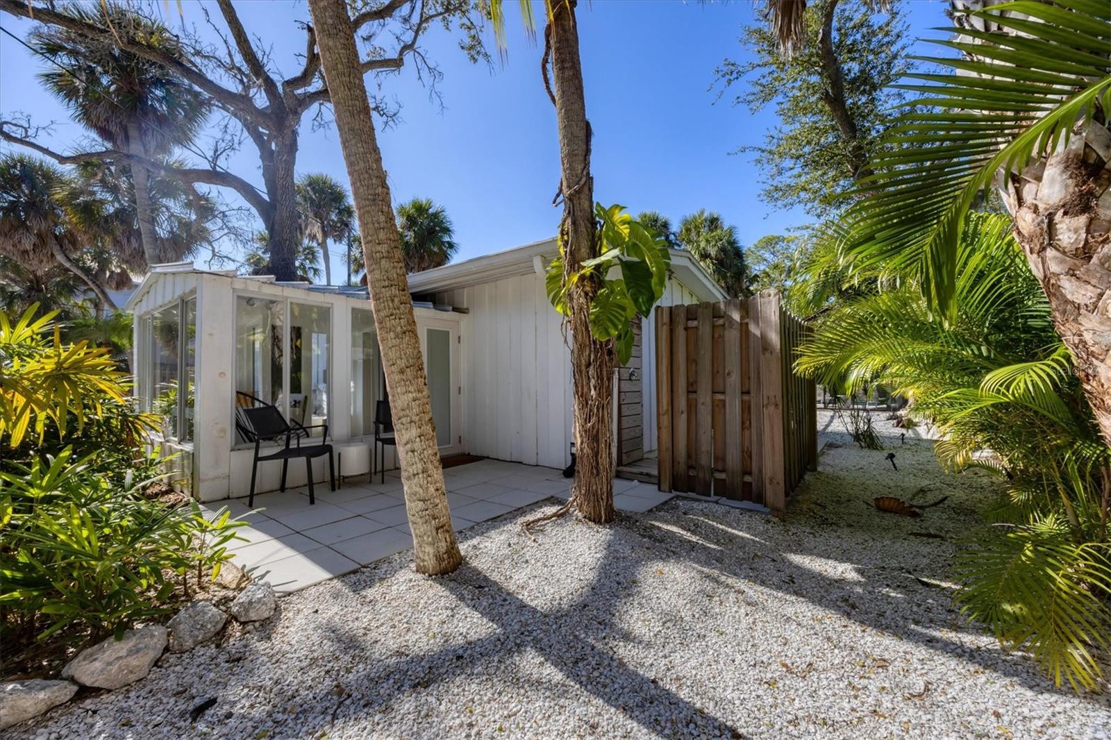445 REID ST — photo 46