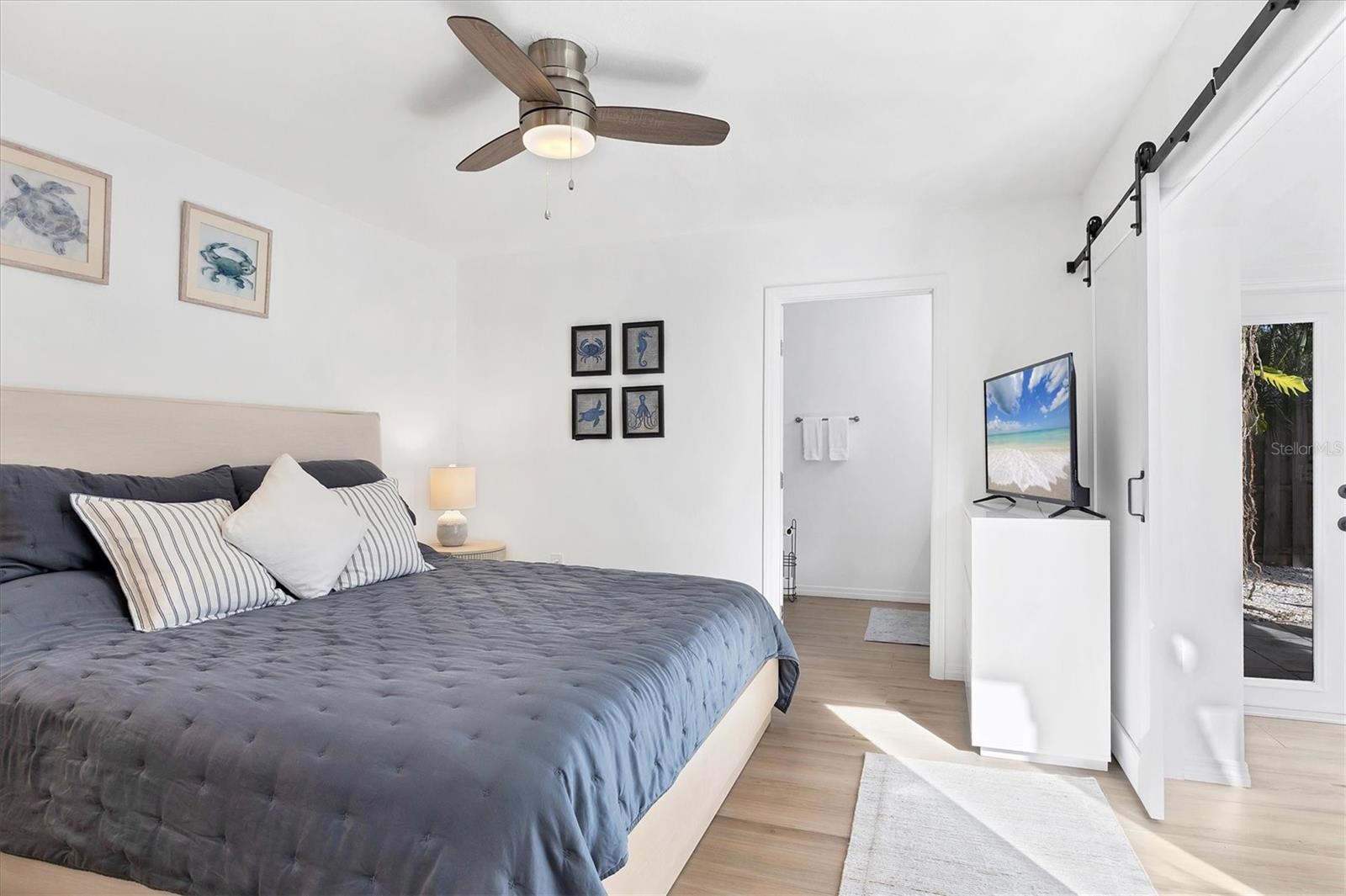 445 REID ST — photo 33