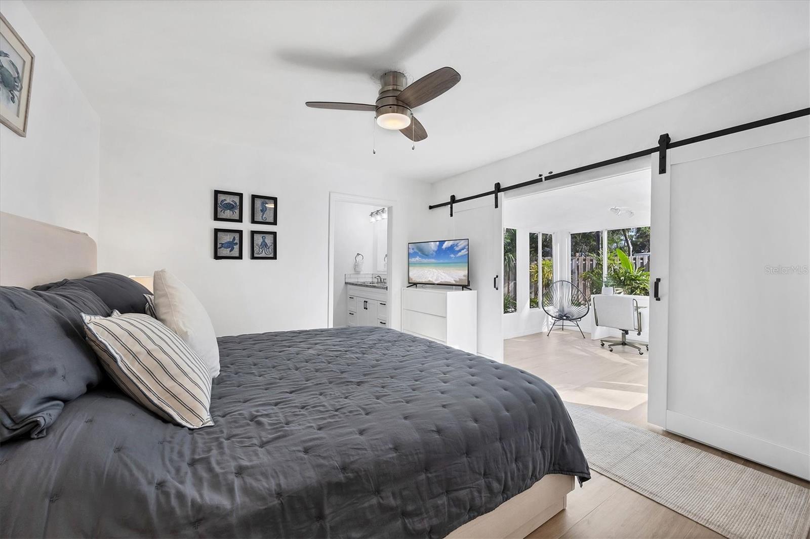 445 REID ST — photo 32