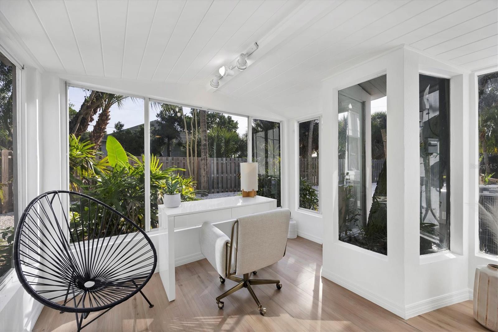 445 REID ST — photo 35