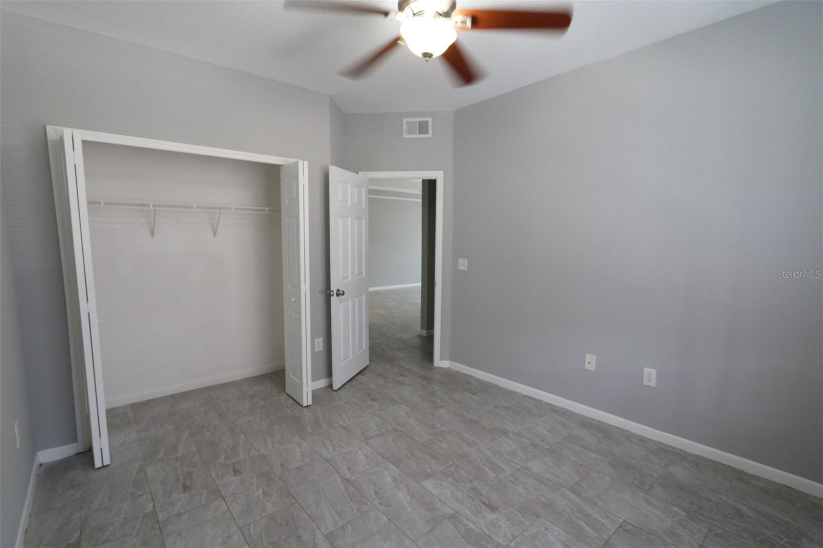 17101 CARRINGTON PARK DR #405 — photo 18