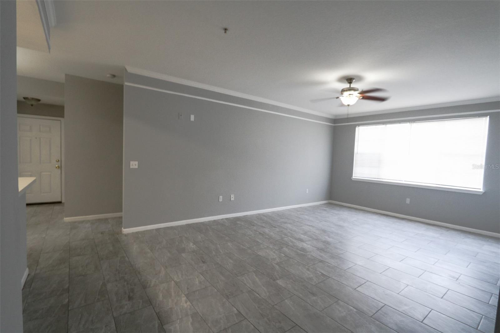 17101 CARRINGTON PARK DR #405 — photo 9