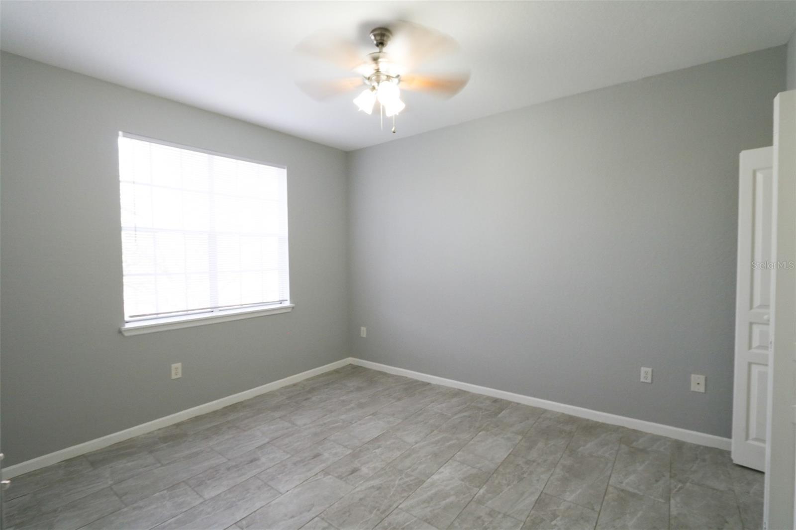 17101 CARRINGTON PARK DR #405 — photo 19