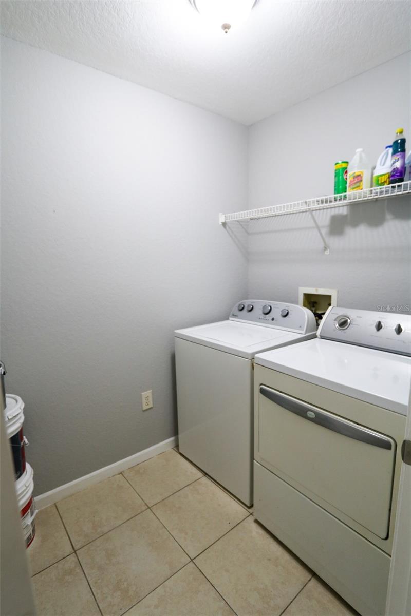 17101 CARRINGTON PARK DR #405 — photo 10