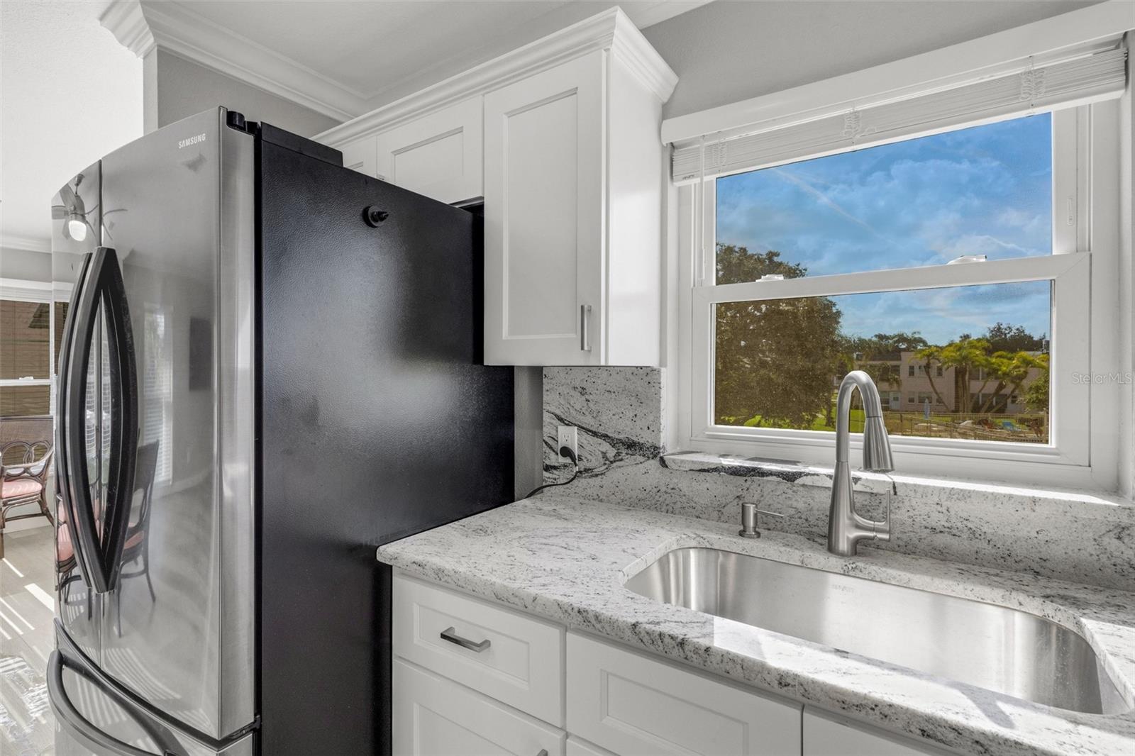 209 FERNWOOD CIR #209 — photo 15