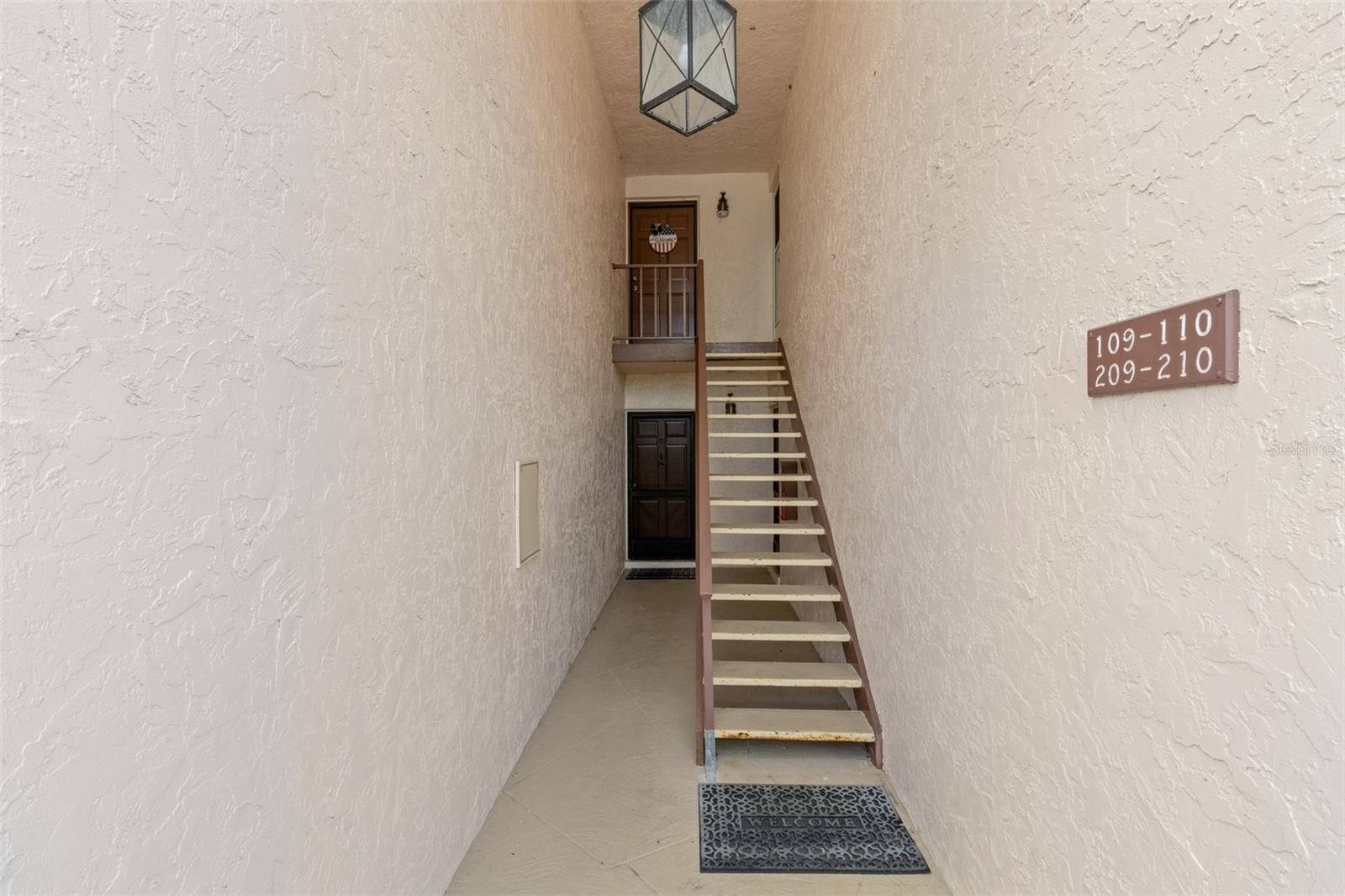 209 FERNWOOD CIR #209 — photo 5