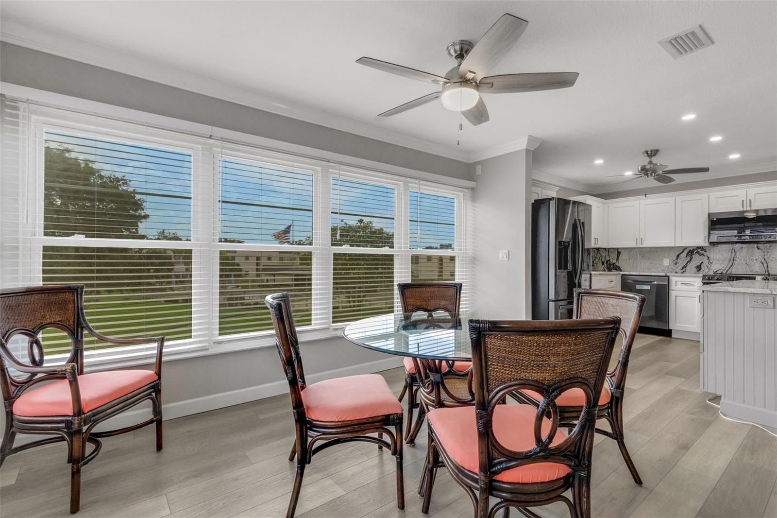 209 FERNWOOD CIR #209 — photo 19