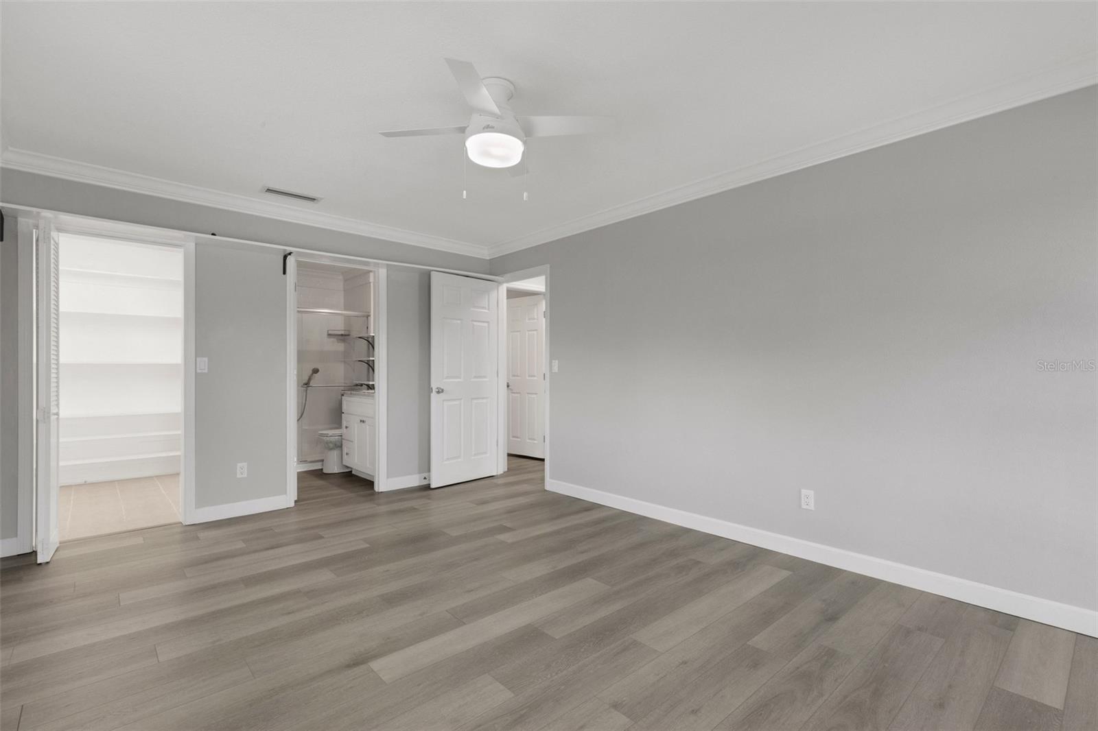 209 FERNWOOD CIR #209 — photo 31