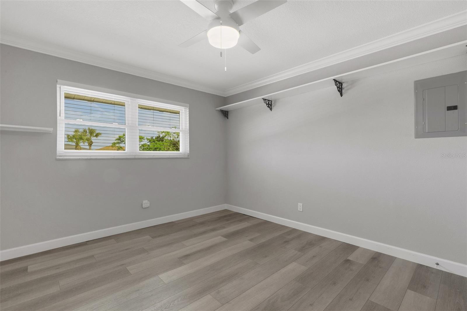 209 FERNWOOD CIR #209 — photo 25