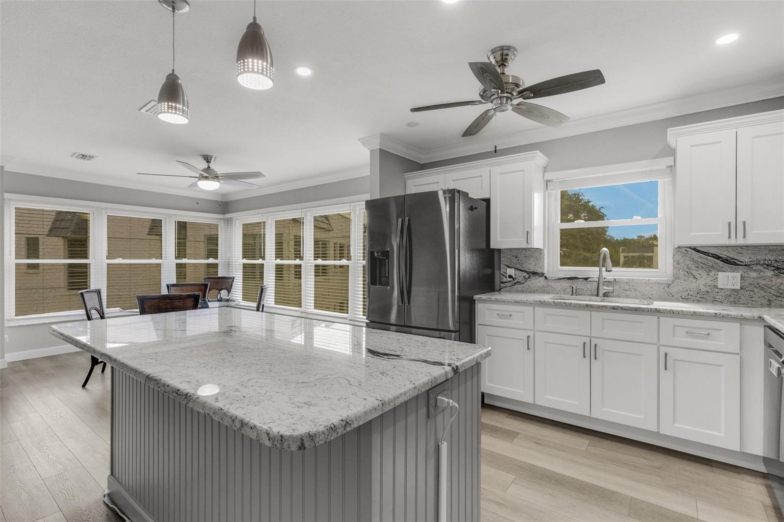 209 FERNWOOD CIR #209 — photo 16