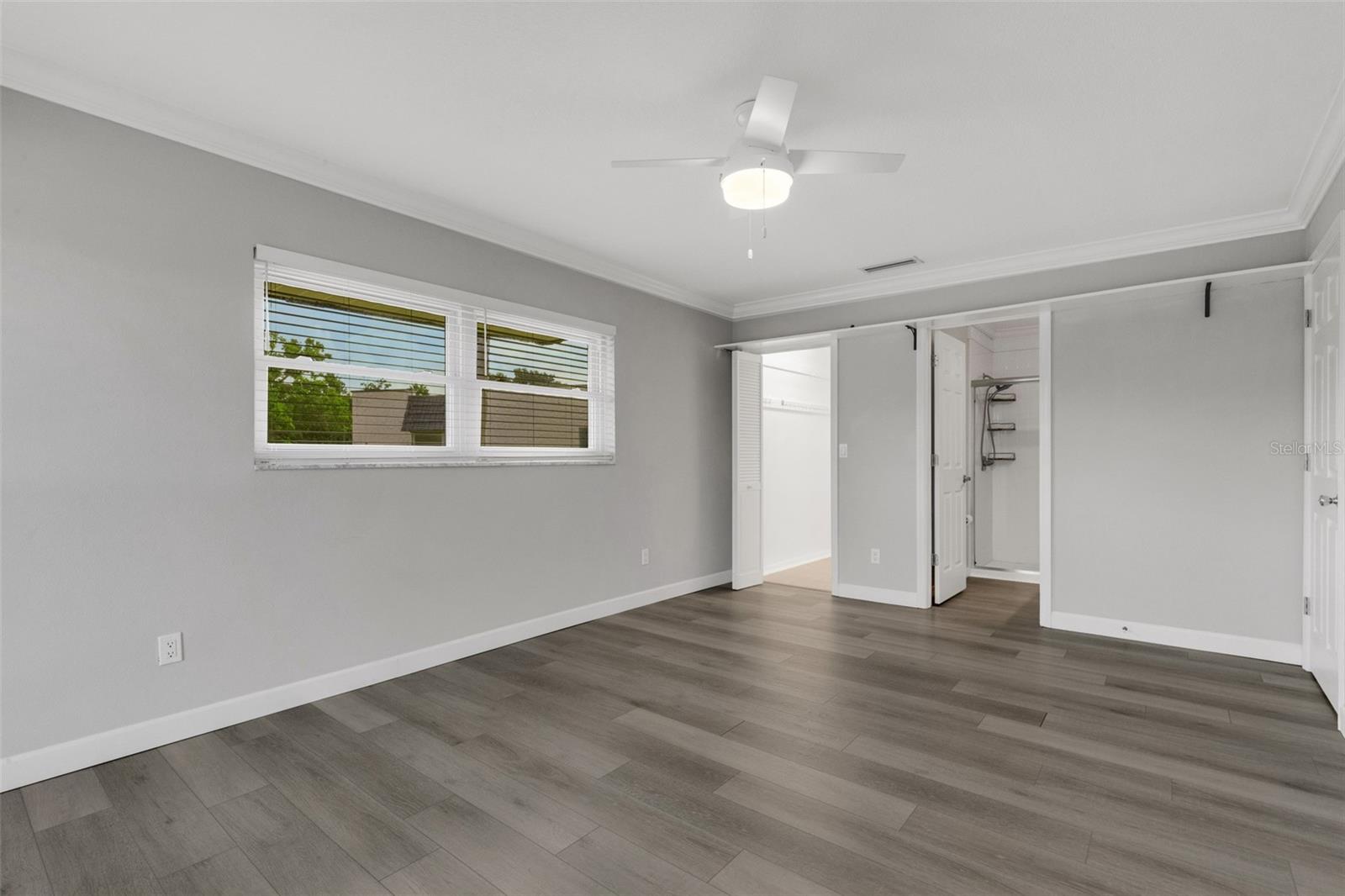 209 FERNWOOD CIR #209 — photo 32
