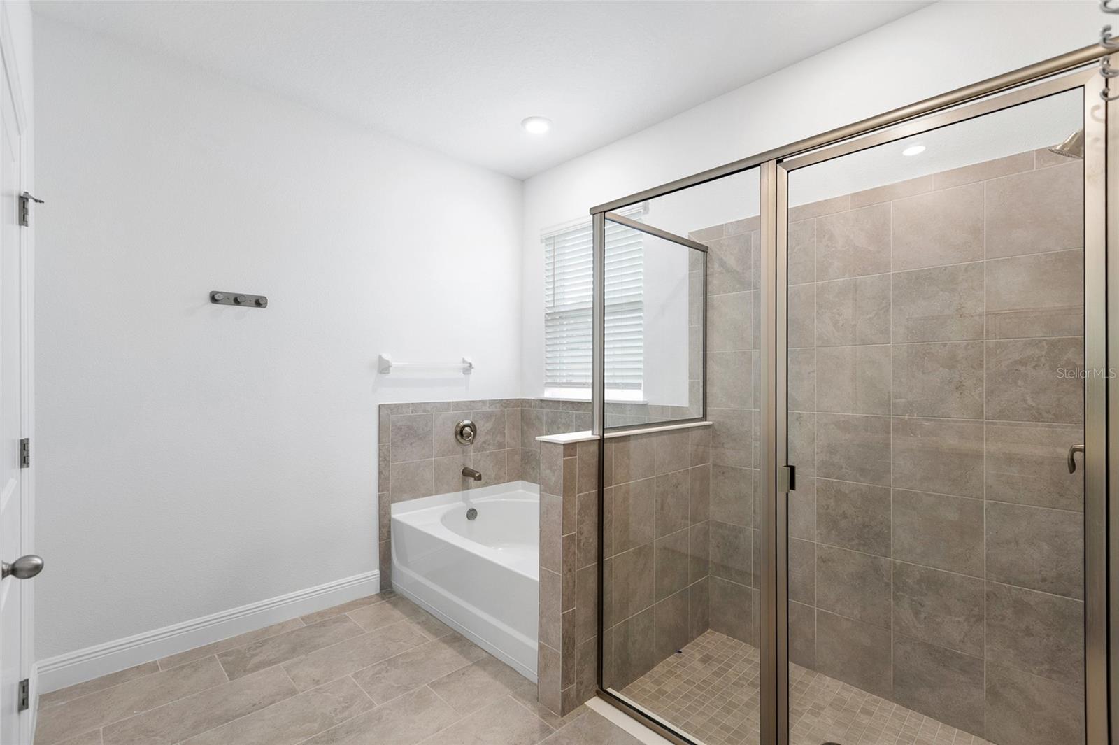 33034 SAND CREEK DR — photo 23