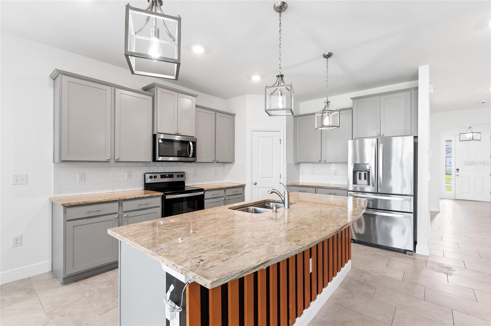 33034 SAND CREEK DR — photo 16