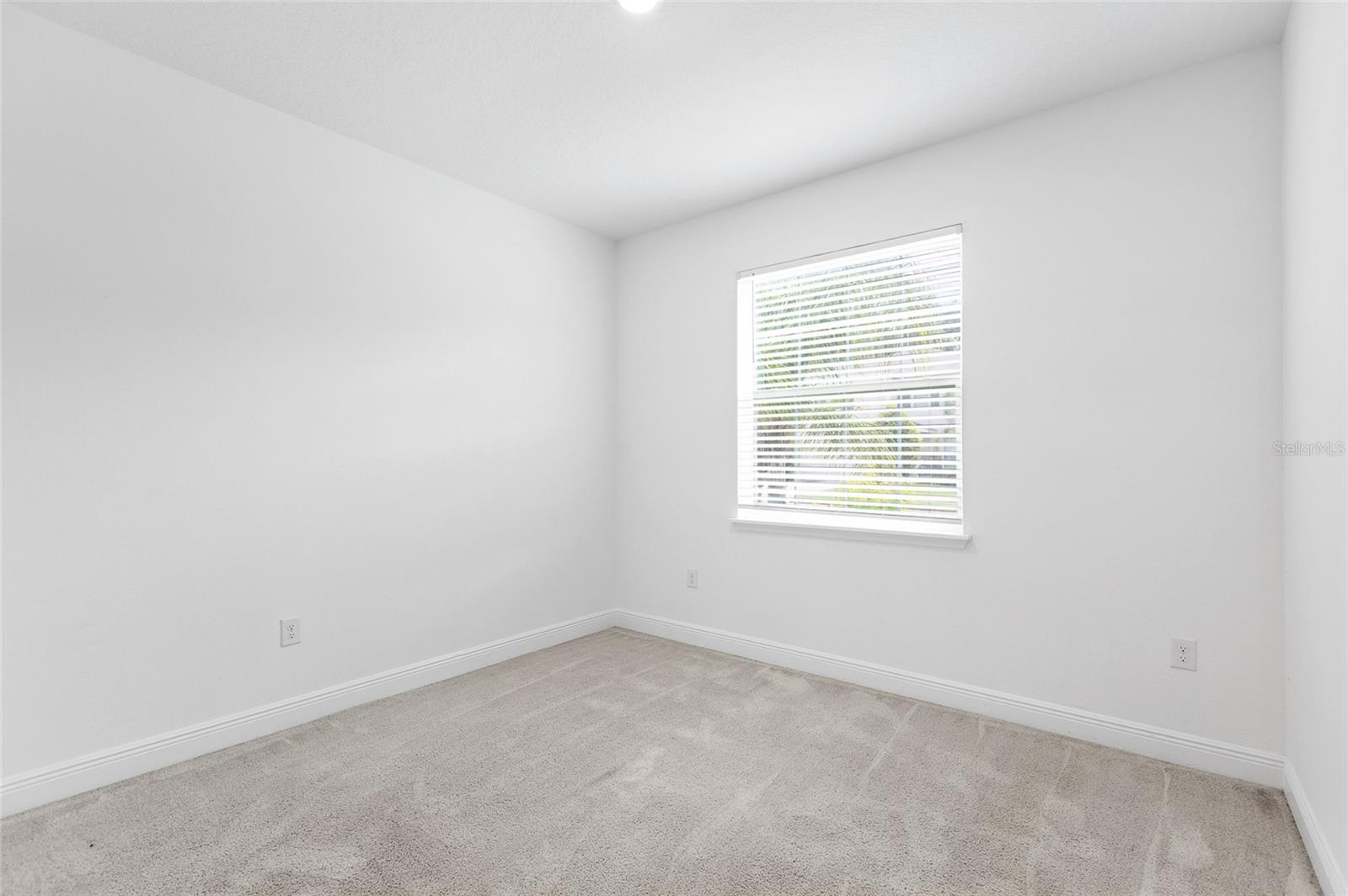 33034 SAND CREEK DR — photo 30