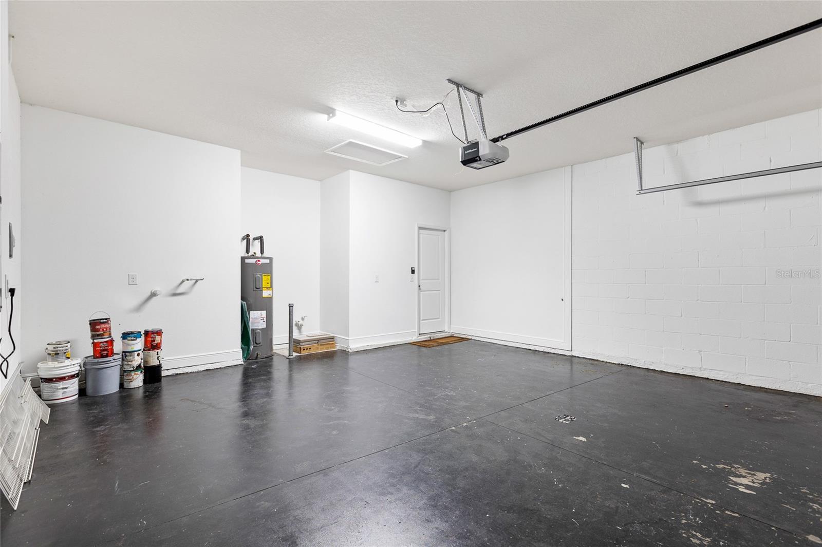 33034 SAND CREEK DR — photo 40