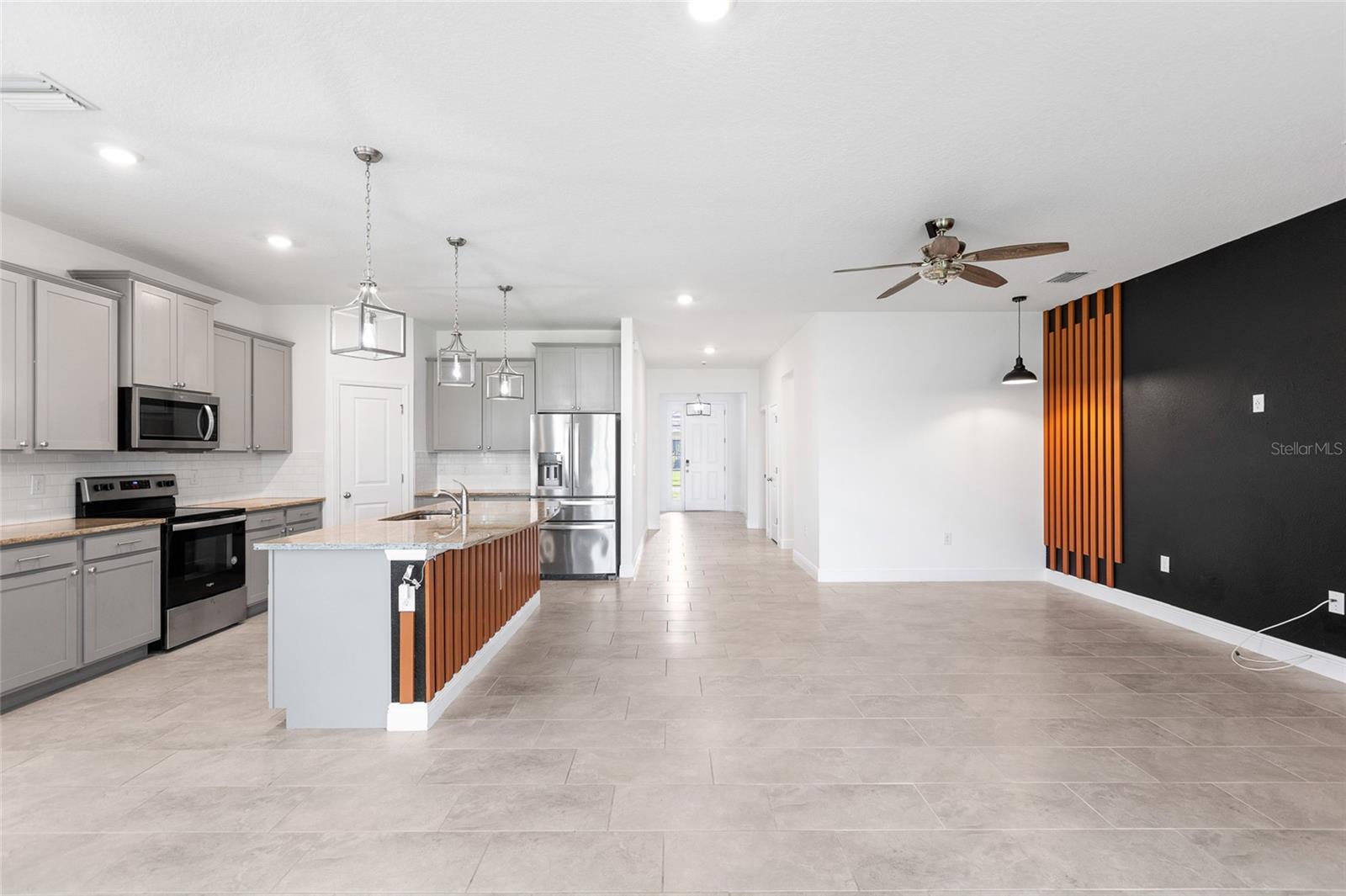 33034 SAND CREEK DR — photo 11
