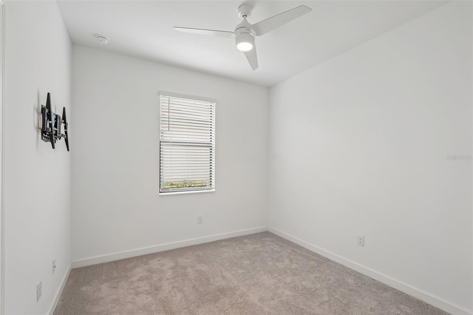 15234 SERENE SHORES LOOP — photo 21