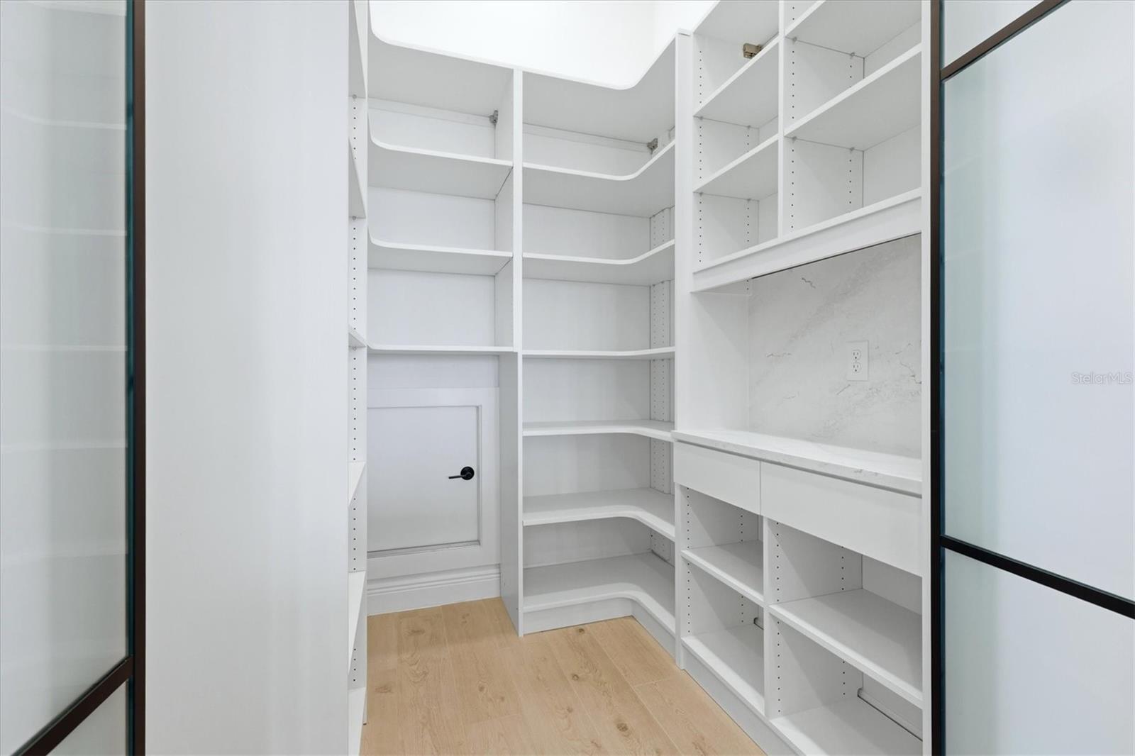 6264 CHAMPIONS ROW ST — photo 22