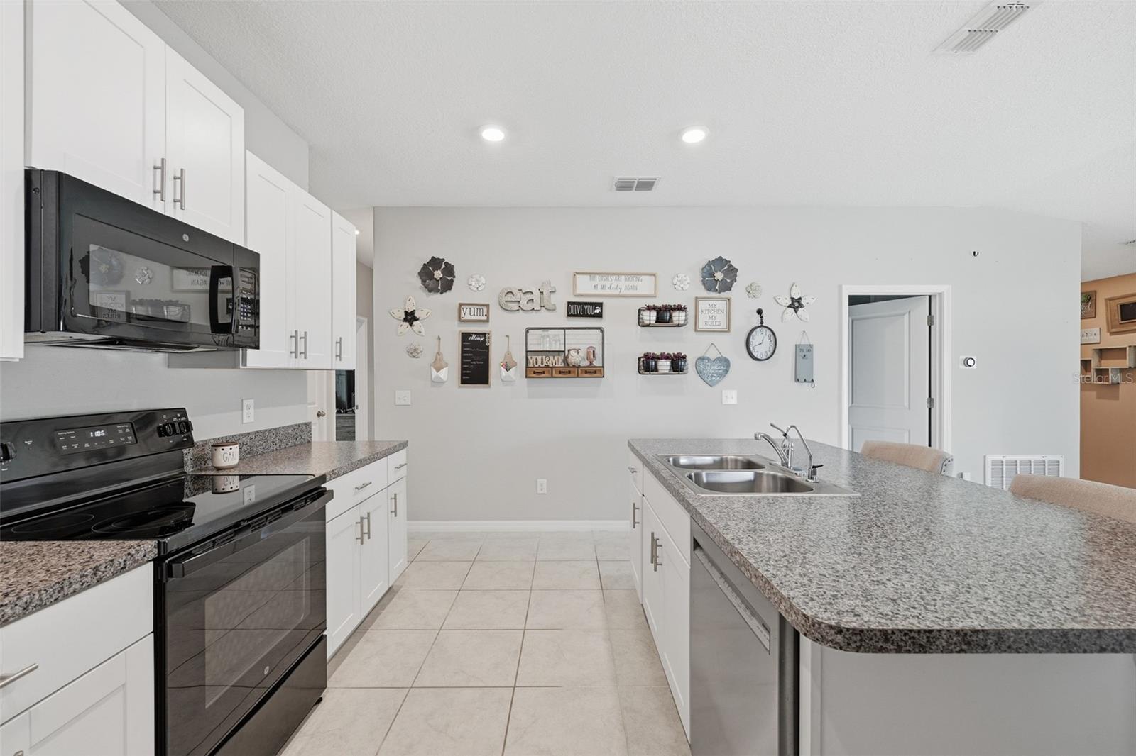 39745 HARVEST CREEK LN — photo 3