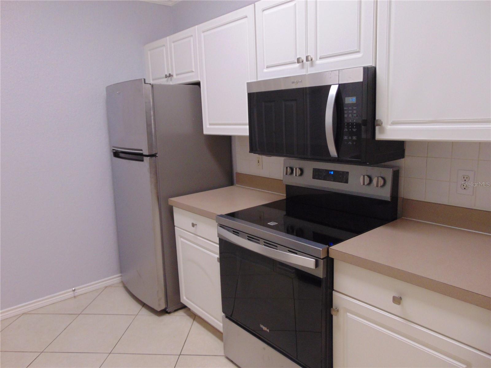 4323 BAYSIDE VILLAGE DR #102 — photo 7