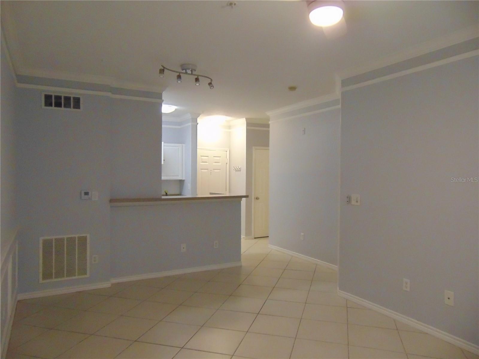 4323 BAYSIDE VILLAGE DR #102 — photo 14