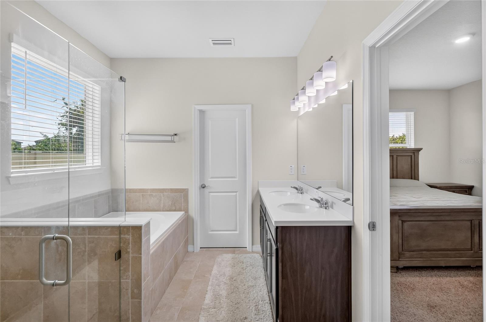 13520 PALMERA VISTA DR — photo 26