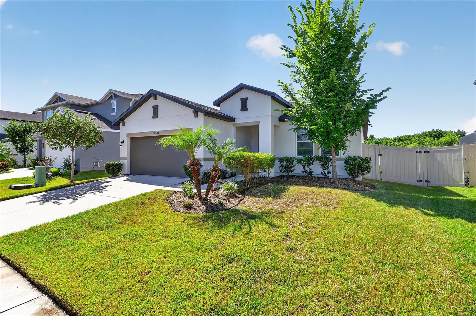 13520 PALMERA VISTA DR — photo 3