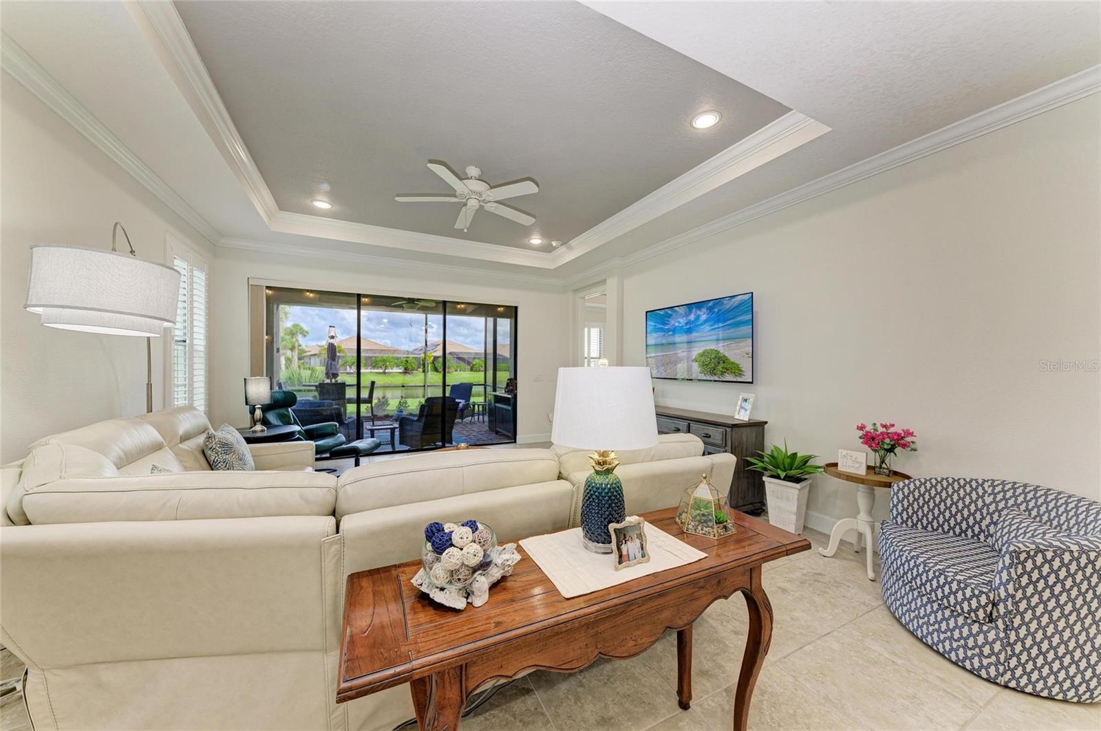 8737 BELLUSSI DR — photo 12