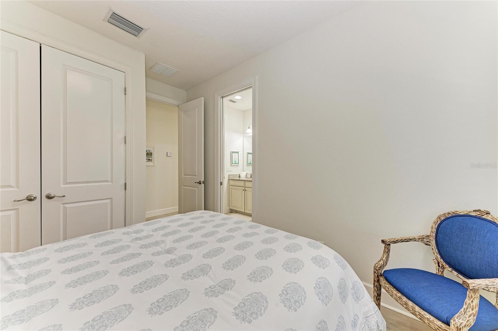 8737 BELLUSSI DR — photo 35